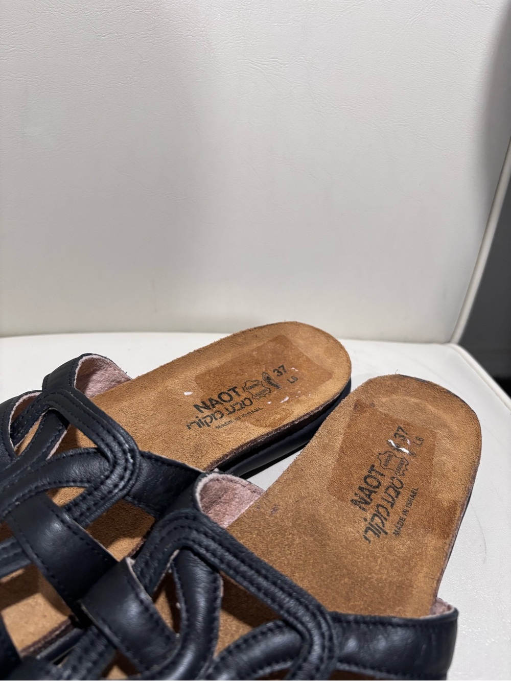 Naot Liv Black Leather Strap Slide Sandal Size 37 US 6 - Picture 3 of 6